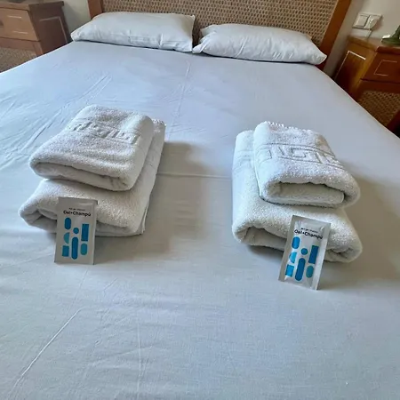Large Terrace Sea & Mountain Benalbeach Διαμέρισμα Benalmádena